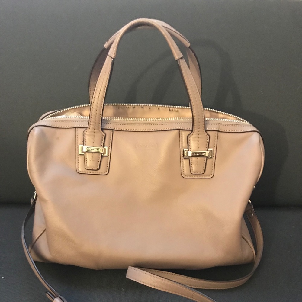 Super cute mauve coach purse